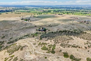 Rabbit Mountain Rd-S2406-073.jpg