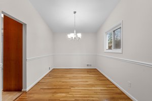 08. Pine Valley Dr .jpg