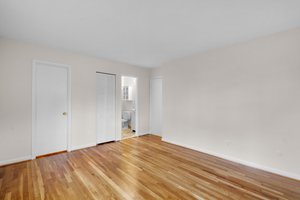 18. Pine Valley Dr .jpg