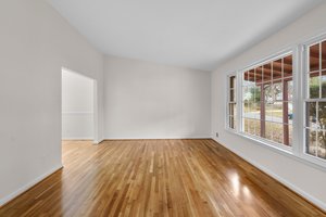 07. Pine Valley Dr .jpg