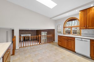 12. Pine Valley Dr .jpg