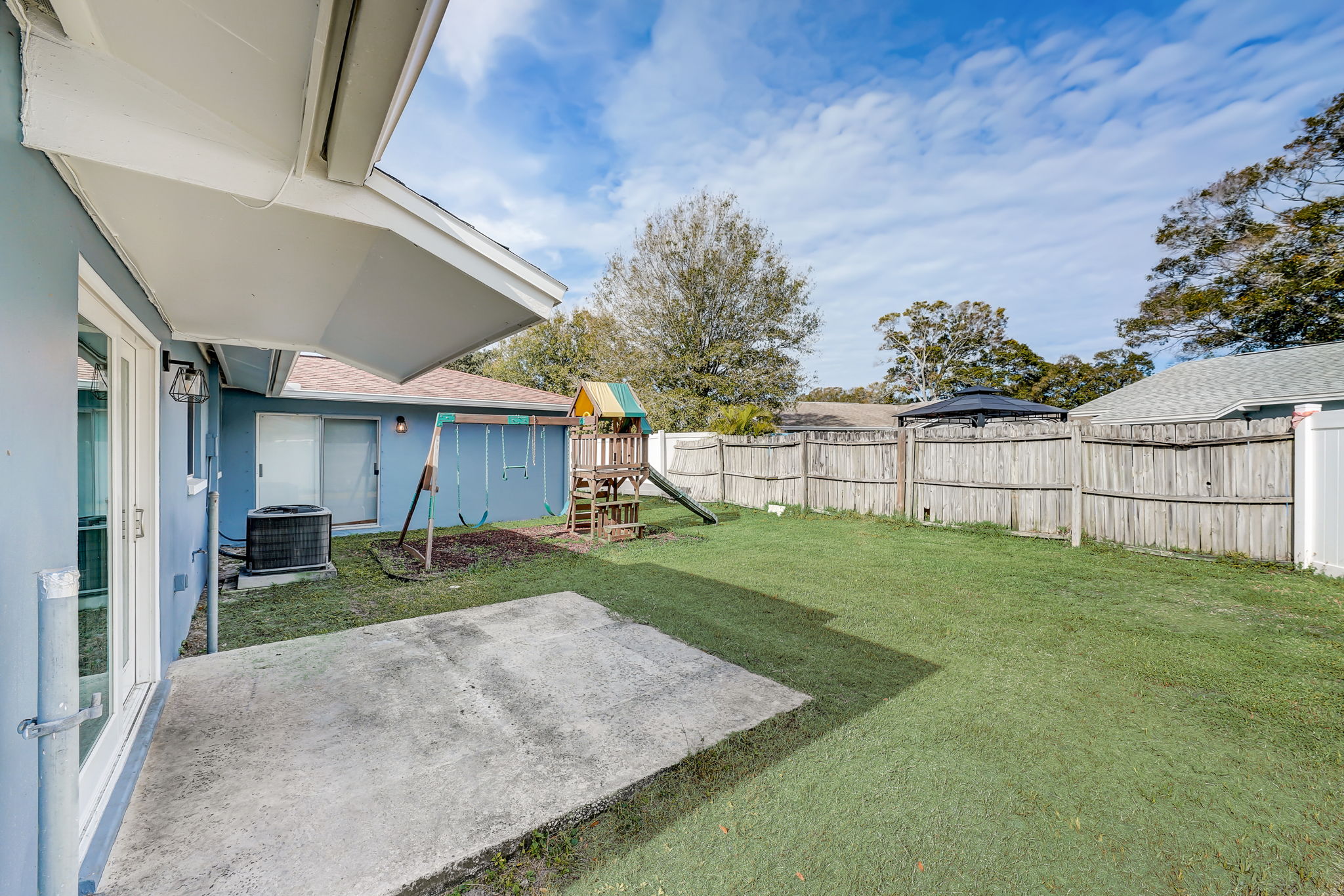 Dunnett Ave N-045