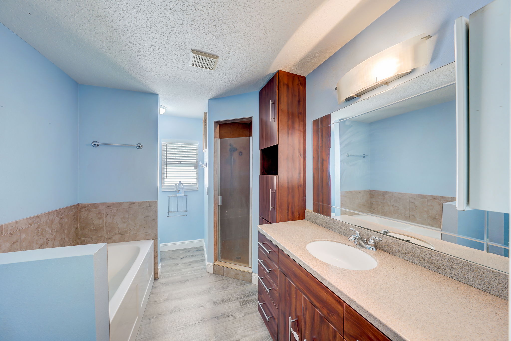 Dunnett Ave N-026