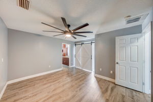 Dunnett Ave N-022