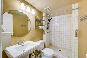 Dunnett Ave N-034