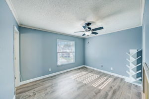 Dunnett Ave N-032