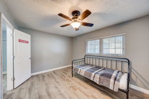 Dunnett Ave N-037