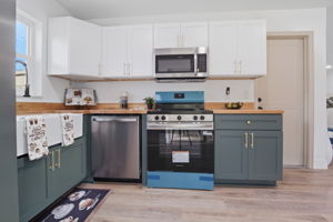  Photo 10