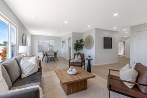 012_6919 Wilson Way