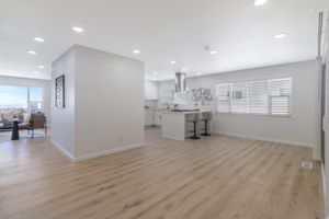 018_6919 Wilson Way