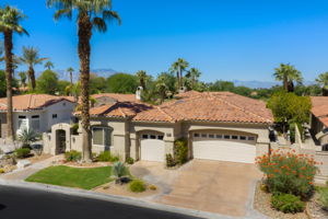  692 Mission Creek Dr, Palm Desert, CA 92211, US Photo 2