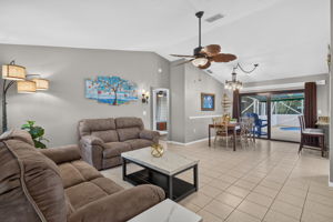 Living Room 4 of 5