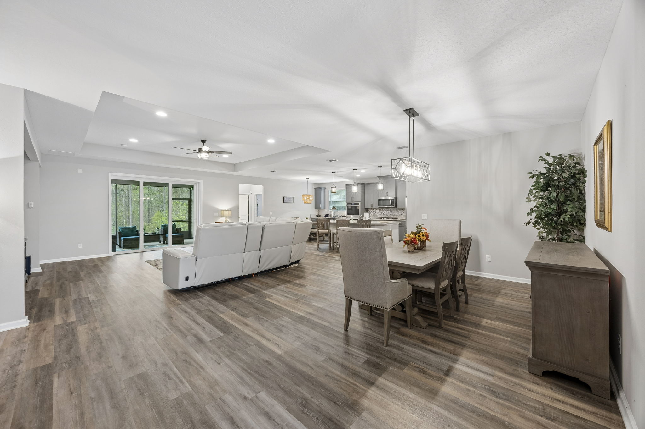 Living Room/Dining Room