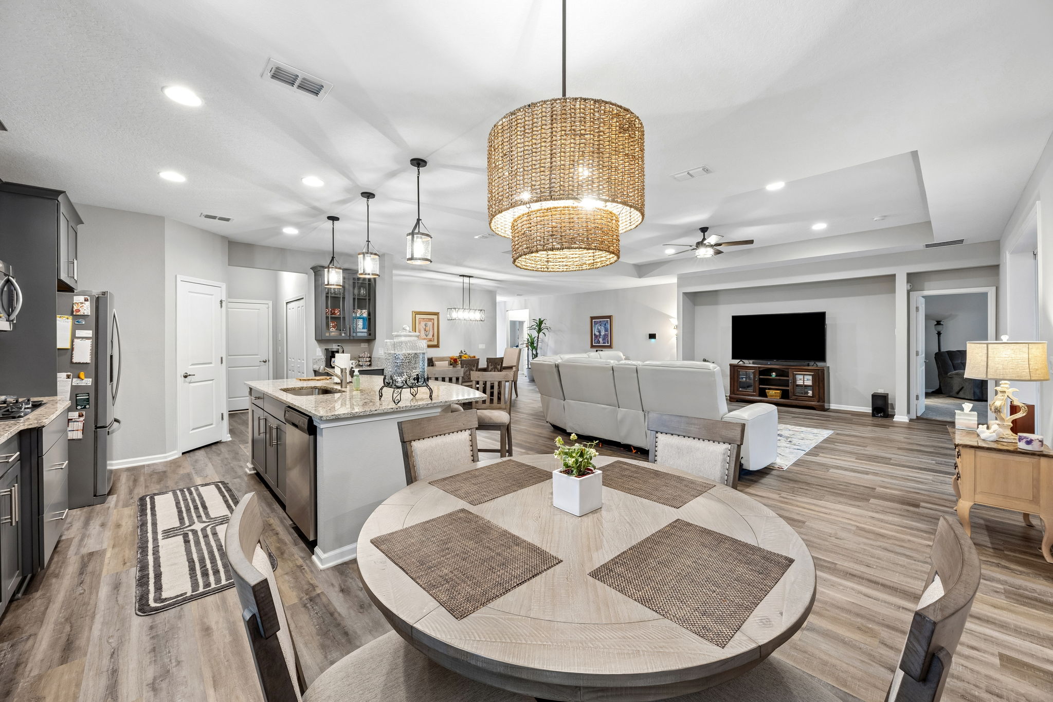 Kitchen/Breakfast Area