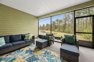Screened-in Porch