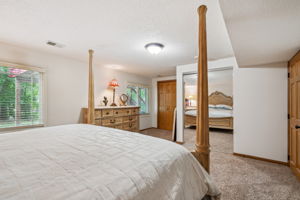 16_Interior