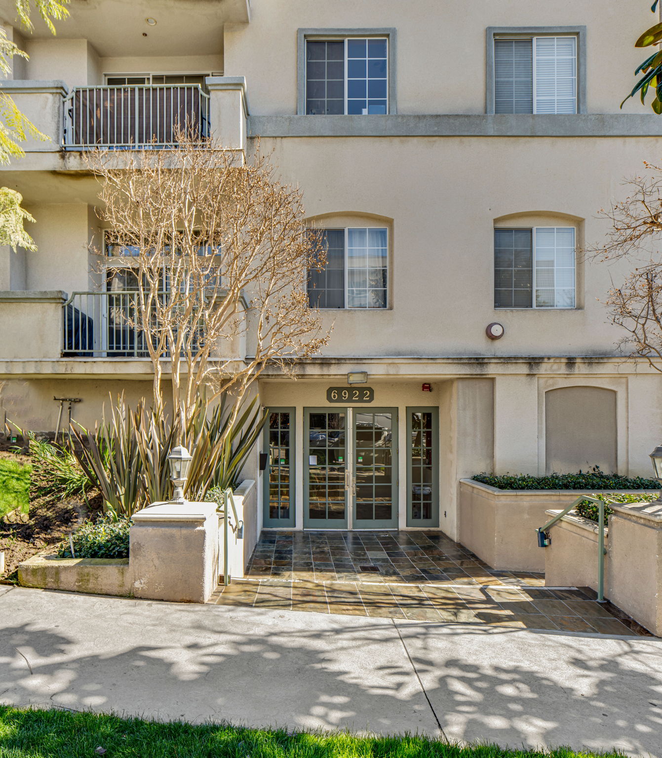  6922 Knowlton Place Unit 106, Los Angeles, CA 90045, US