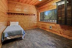 Nicely finished barn office or ranch-hand quarters