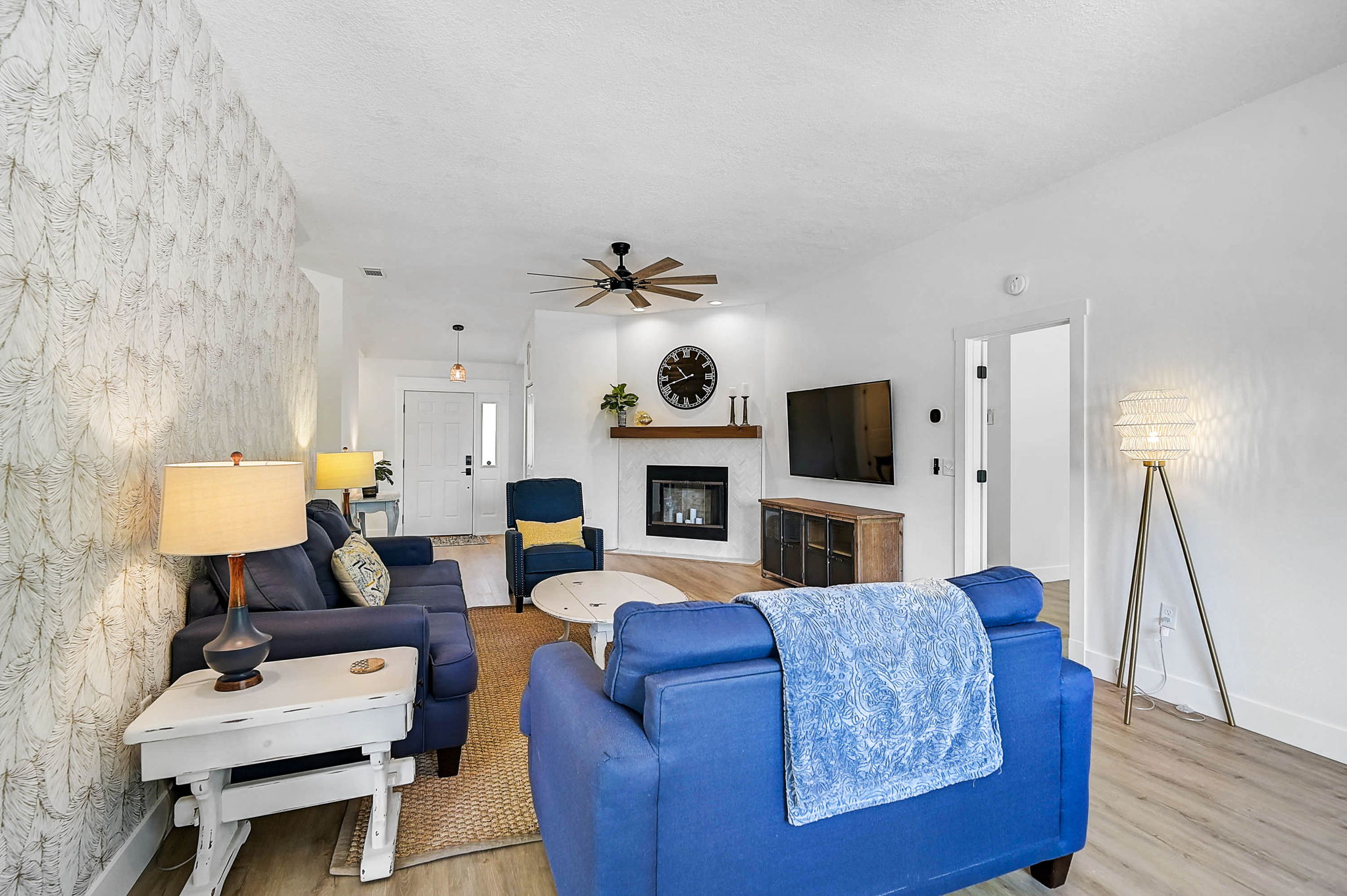 6924 34th Ave W-16