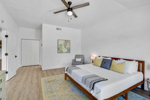 6924 34th Ave W-11