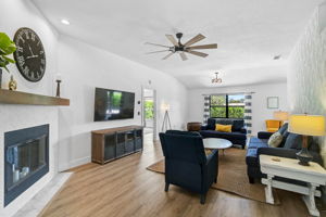 6924 34th Ave W-14