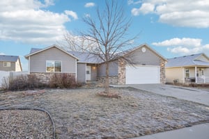 Lee St-S2201-002.jpg