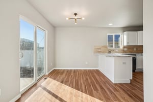 Lee St-S2201-008.jpg