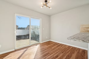 Lee St-S2201-009.jpg