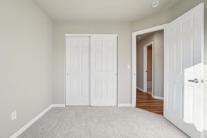 Lee St-S2201-024.jpg