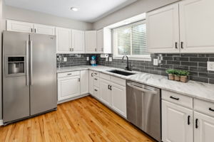Kitchen 4