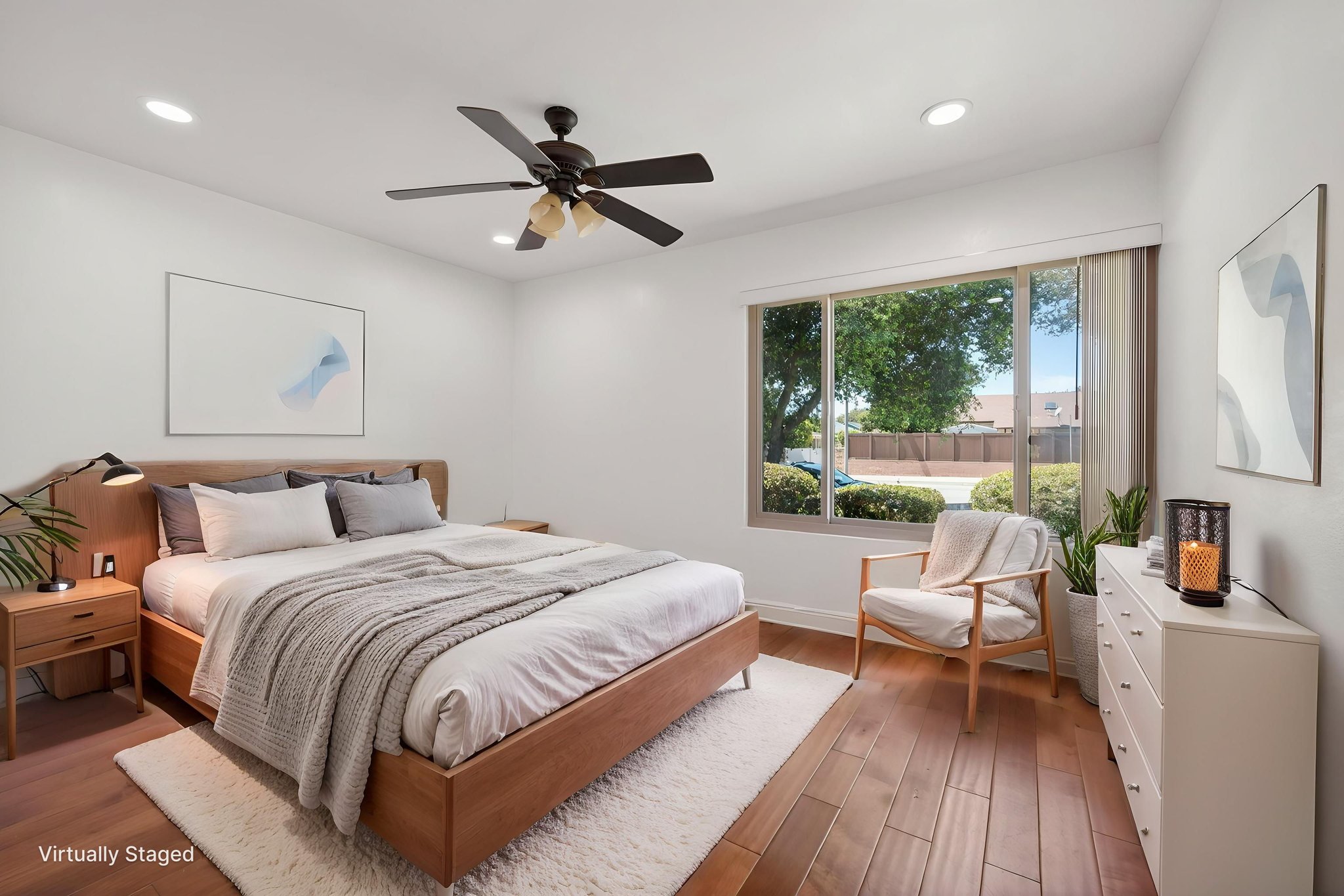 Upmarketmedia_6925Gul-041 virtually staged.jpeg