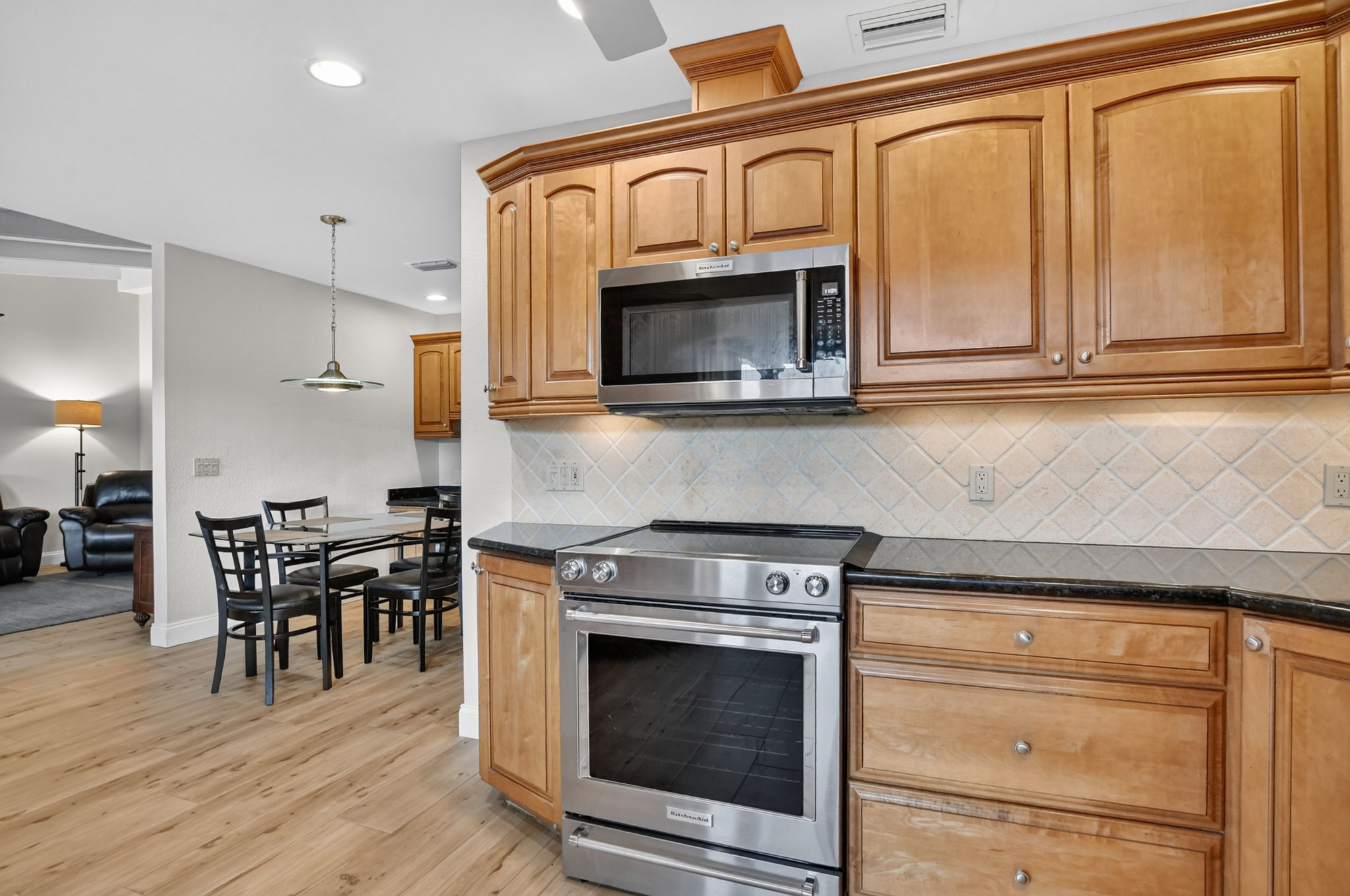  Photo 22