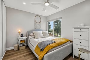 Camphor Ln-S1310-018.jpg