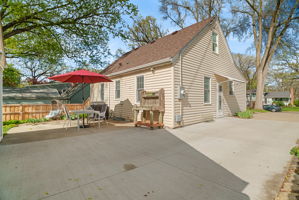  Photo 41