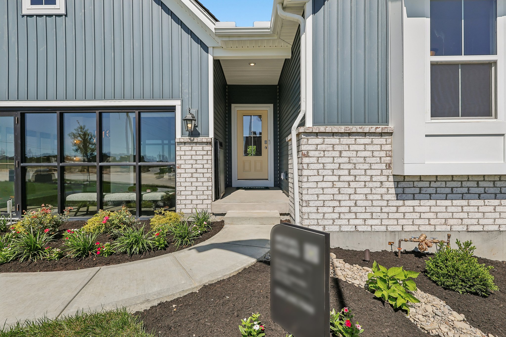 Owen Dr-S0306-005.jpg