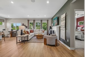 Owen Dr-S0306-010.jpg