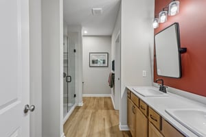 Owen Dr-S0306-046.jpg