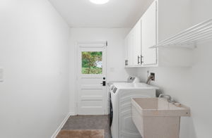 Mudroom/Side Entrance