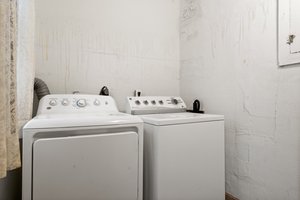  Photo 33