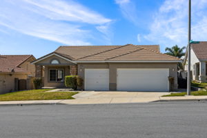 6930 Janet St, Fontana, CA 92336, USA Photo 35