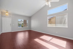 6930 Janet St, Fontana, CA 92336, USA Photo 5