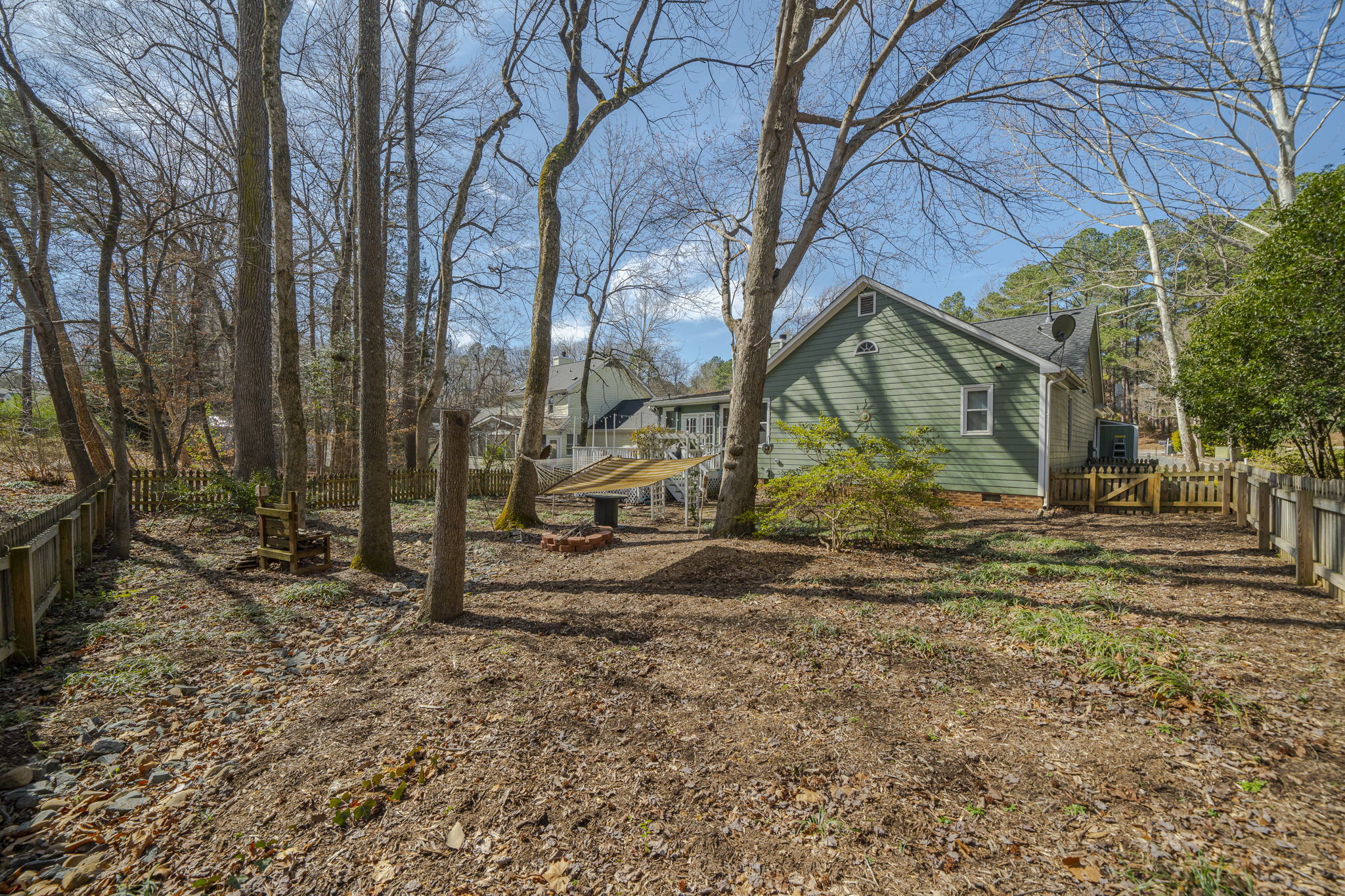 6932 Spring Dr, Raleigh, NC 27613, USA Photo 47