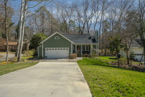 6932 Spring Dr, Raleigh, NC 27613, USA Photo 0