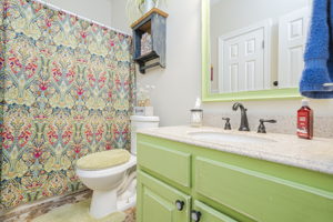 6932 Spring Dr, Raleigh, NC 27613, USA Photo 35