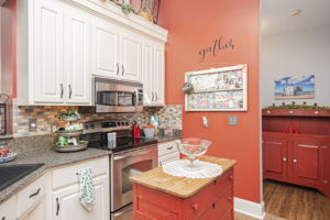 6932 Spring Dr, Raleigh, NC 27613, USA Photo 18