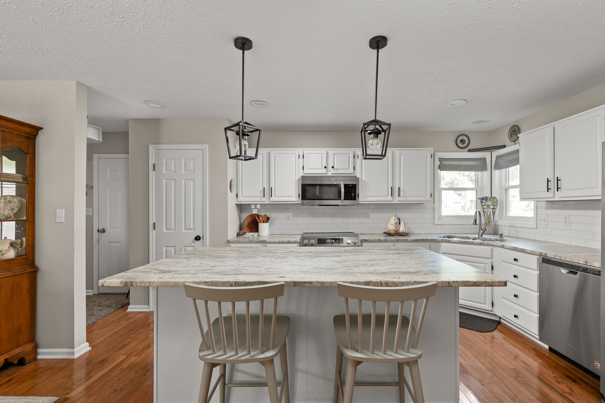  Photo 15