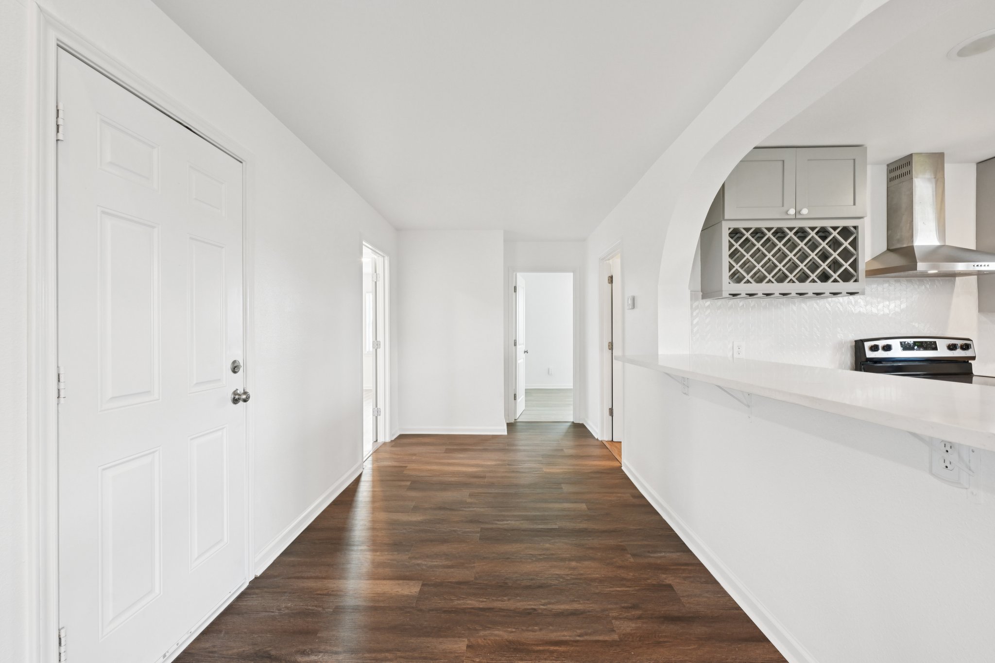 W Holiday St-S2806-006.jpg