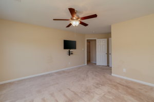 6936 Gregory Dr, Norfolk, VA 23513, USA Photo 17