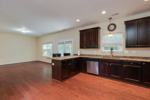 6936 Gregory Dr, Norfolk, VA 23513, USA Photo 12
