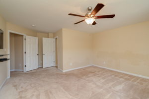 6936 Gregory Dr, Norfolk, VA 23513, USA Photo 18